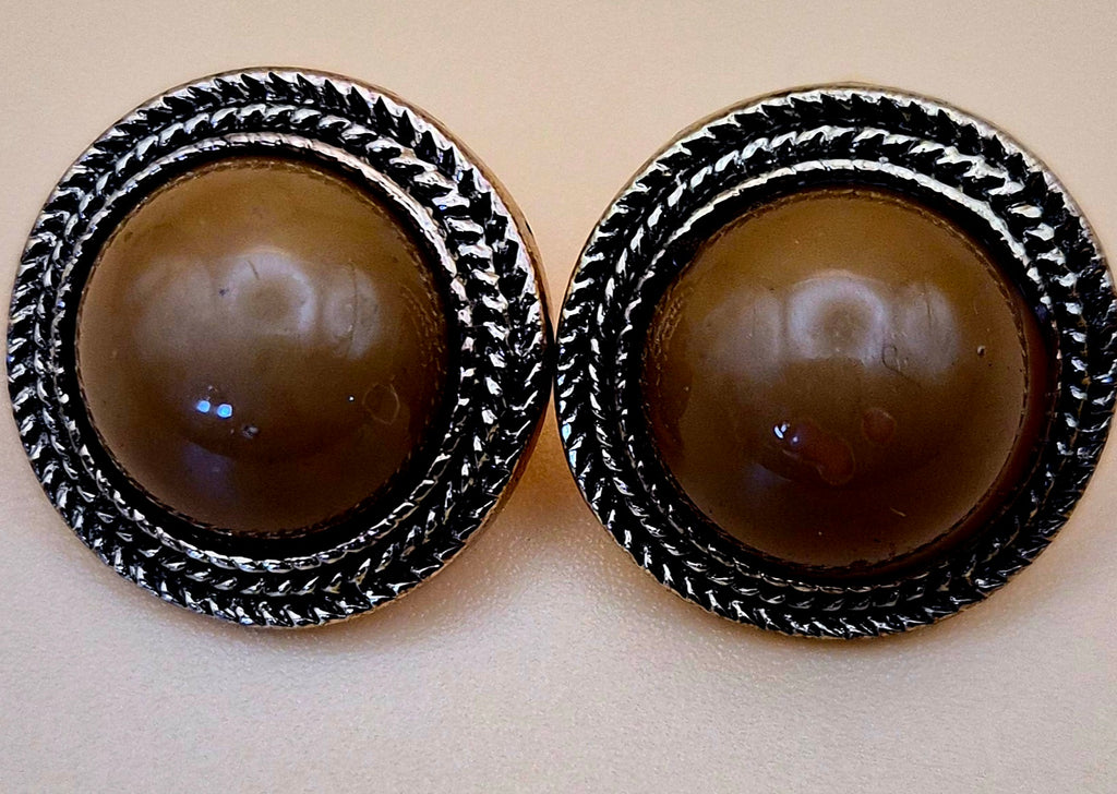 Regal Charm Set